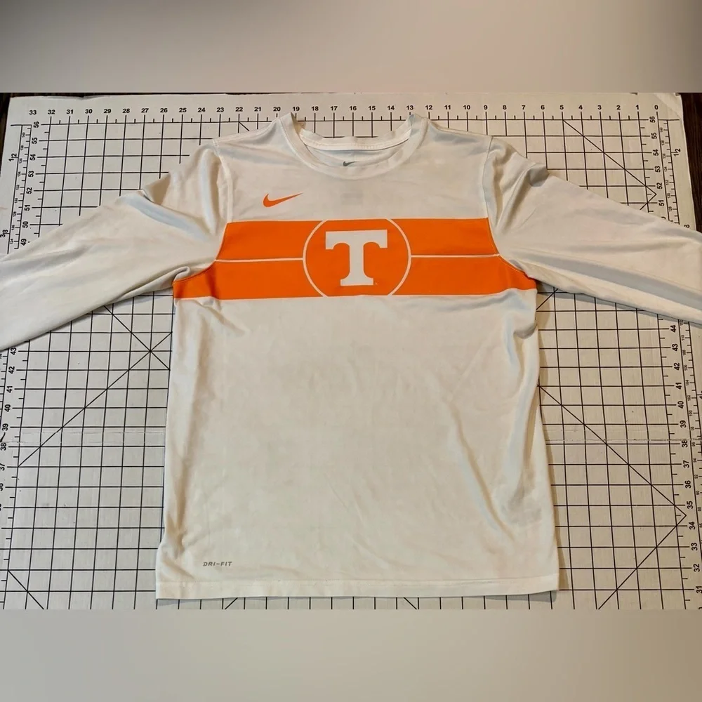 Nike Women’s XL Tennessee Volunteers Orange/White LS Athletic‎ Cut Tee